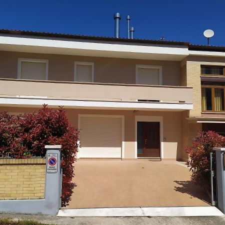 Apartmán Casa Rossella Porto SantʼElpidio Exteriér fotografie