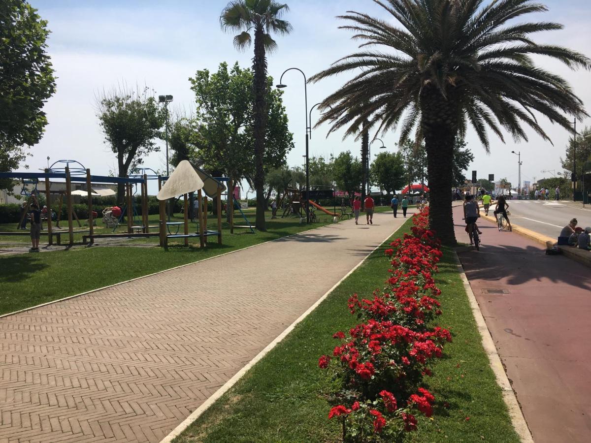 Apartmán Casa Rossella Porto SantʼElpidio Exteriér fotografie