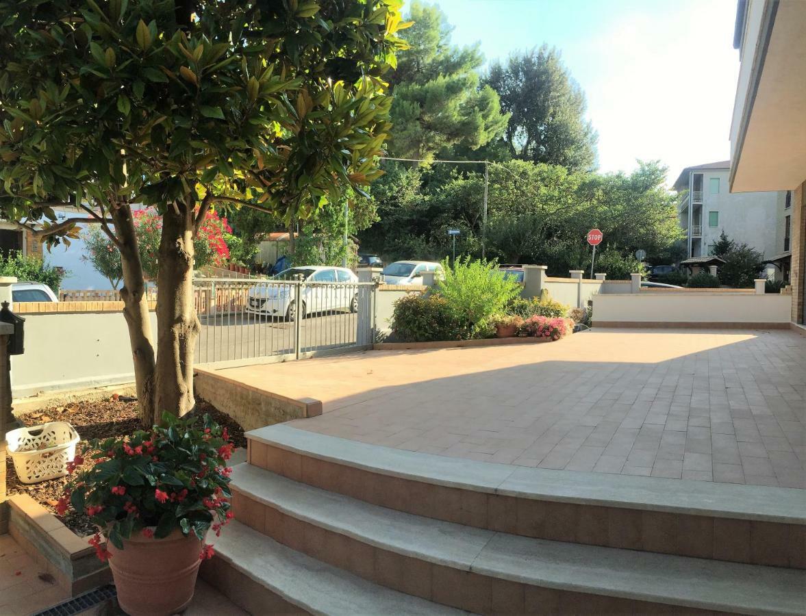 Apartmán Casa Rossella Porto SantʼElpidio Exteriér fotografie